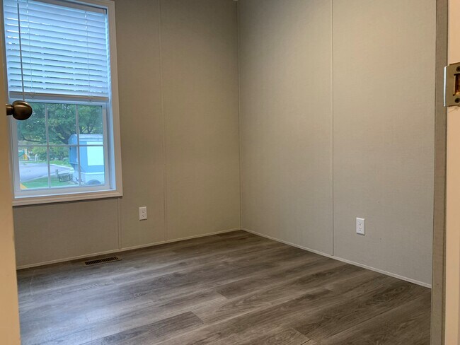 Foto del edificio - 134 Desander Dr