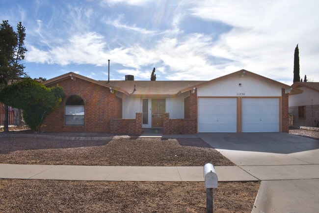 Building Photo - 11234 Red Hawk Ln