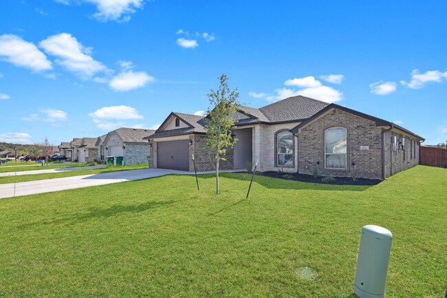 Building Photo - 2624 Cedar Glen Dr