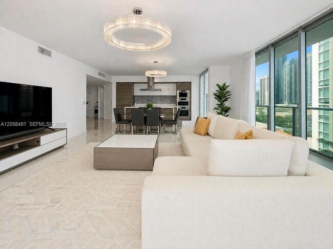 Building Photo - 300 Sunny Isles Blvd