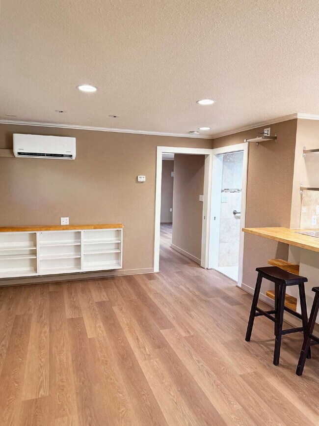 Foto del edificio - Updated 1-Bedroom Retreat in the Heart of the Springs.