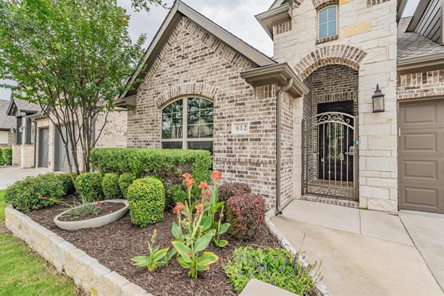 Building Photo - 612 Rawlins Ln