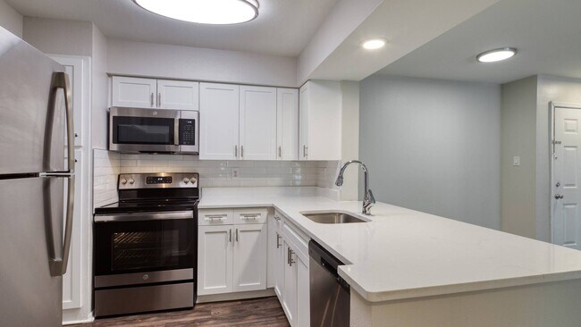 Photo - The Crest on Hampton Hollow Apartments