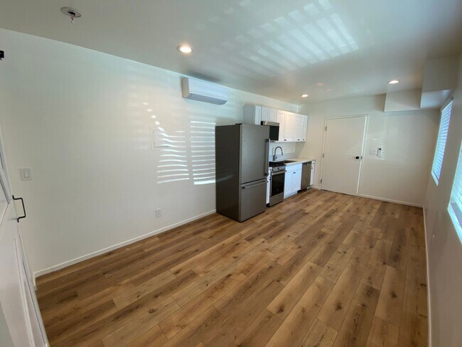 Foto del edificio - Studio - Downtown Santa Barbara