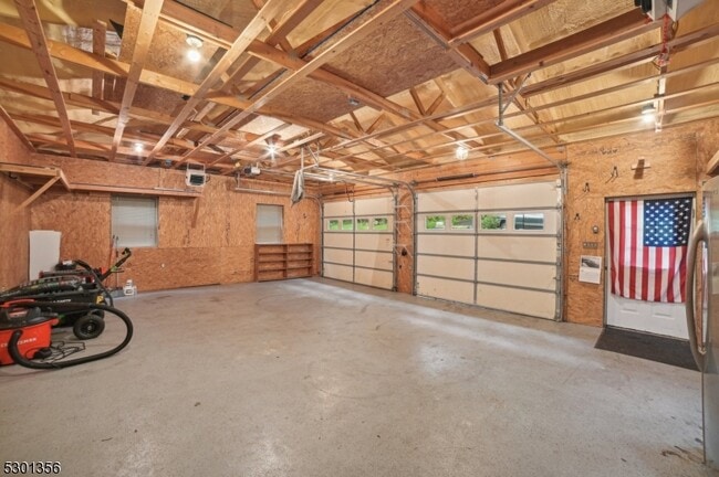 Building Photo - 129 Camp Trail