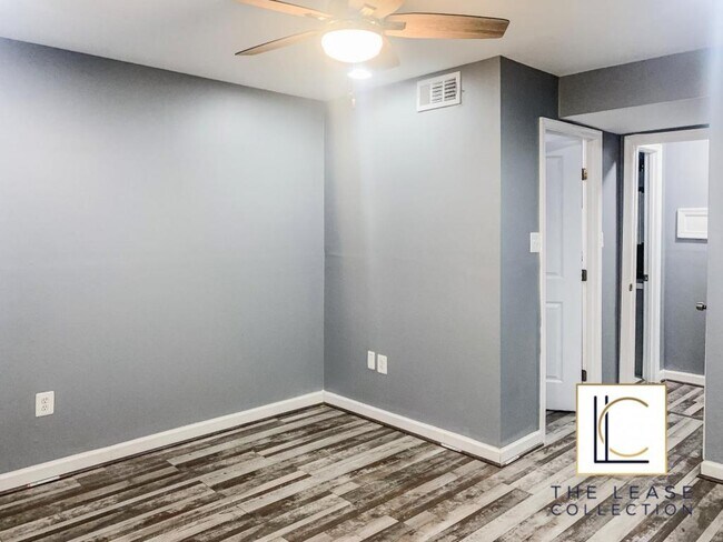 Building Photo - 528 Wilson Bridge Dr  Unit A2