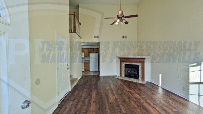 Foto del edificio - 992 Culverson Ct
