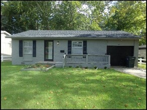 Building Photo - 2911 Wynne Dr