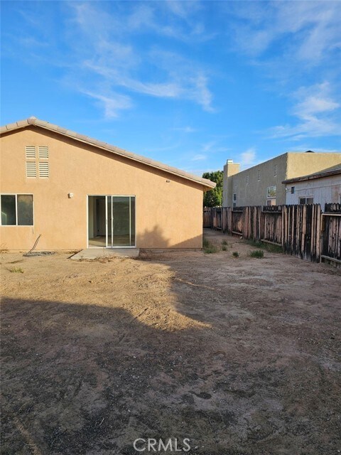Building Photo - 781 Aurora Way