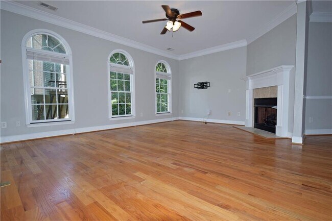 Foto del edificio - 11037 Lorin Way