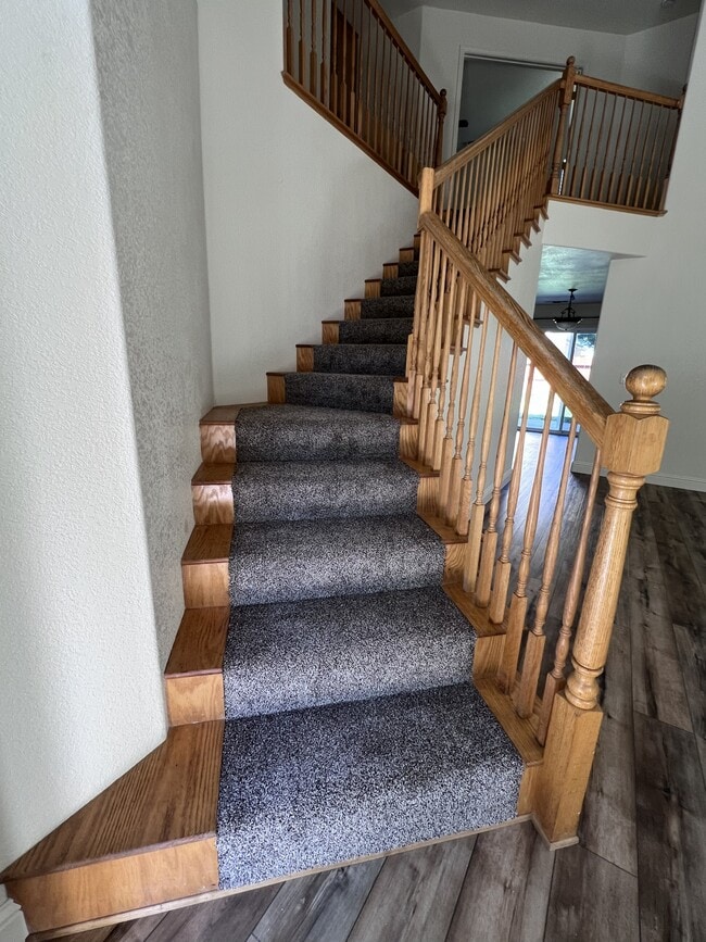 Building Photo - 1694 Shay Way