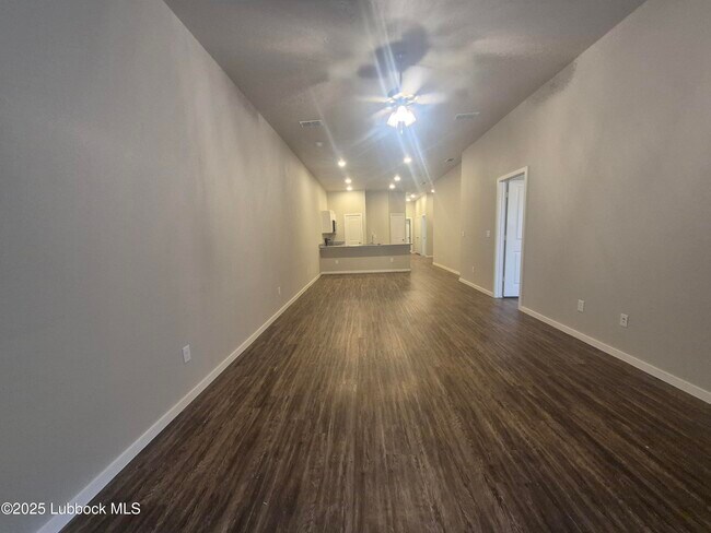 Foto del edificio - 2117 N Avenue K