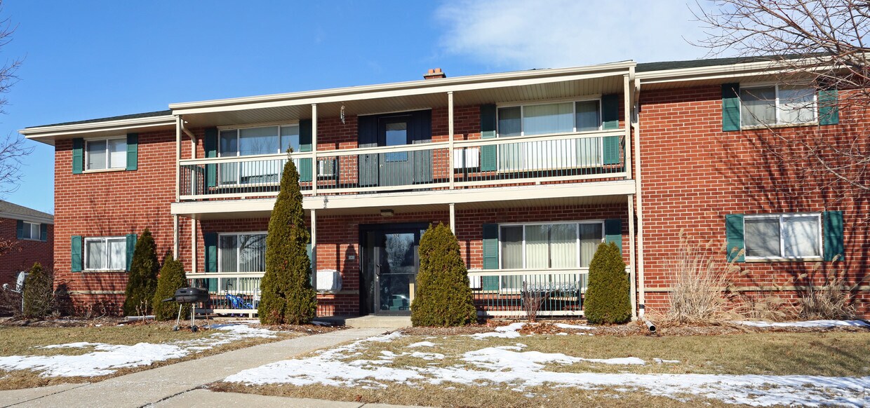 Evergreen Terrace Apartments Apartments in Hartford, WI