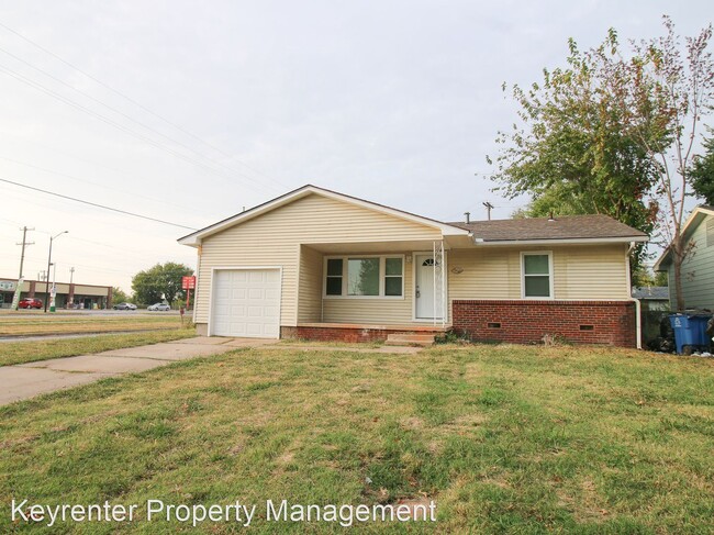 Building Photo - 4 br, 2 bath House - 1303 E 53rd St N