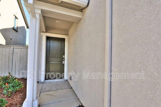 Foto del edificio - 2097 Shady Tree Cir