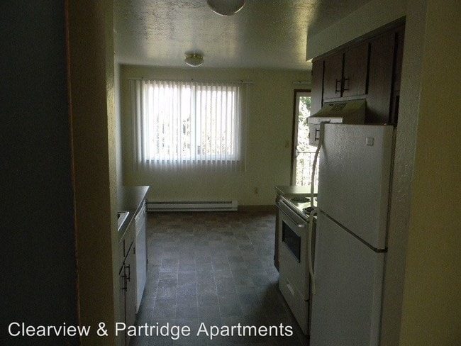 Building Photo - 1195 Clearview Ave NE