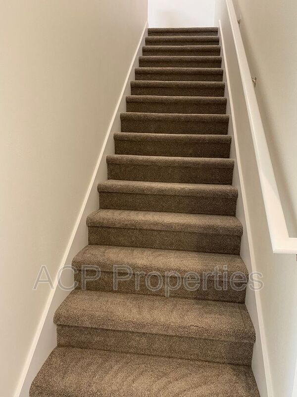 Foto del edificio - 1162 E Grover St