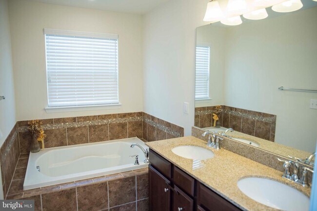 Foto del edificio - 41898 Wooden Horse Terrace