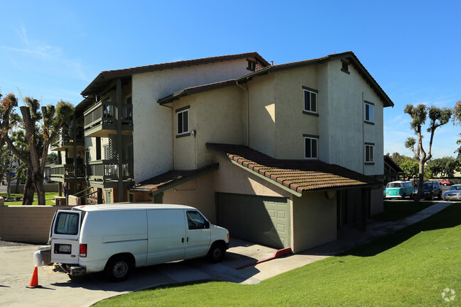 Building Photo - Casa Colina Del Sol  