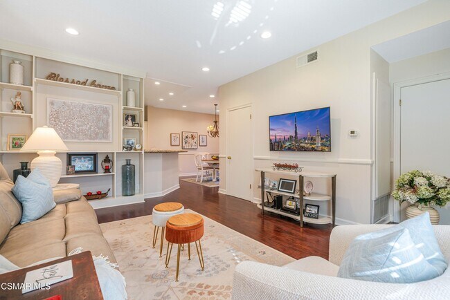 Building Photo - 73 Via Colinas