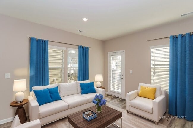 Building Photo - 110A Fosters Gln Pl