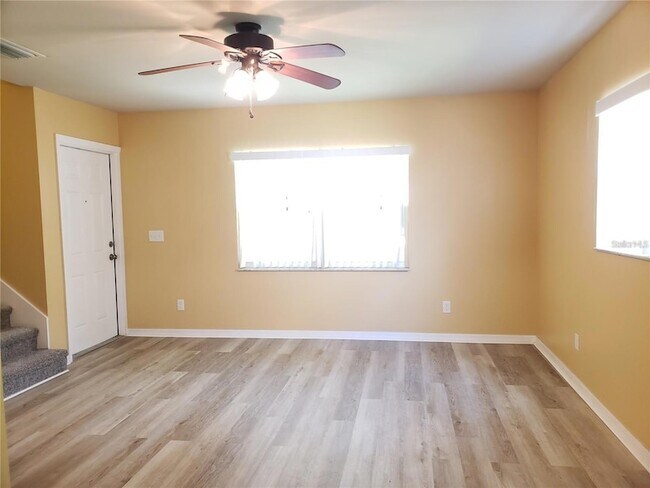 Foto del edificio - 1364 Fairway Dr