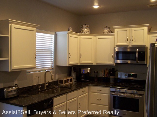 Building Photo - 5 br, 2.5 bath House - 3743 Ironwood