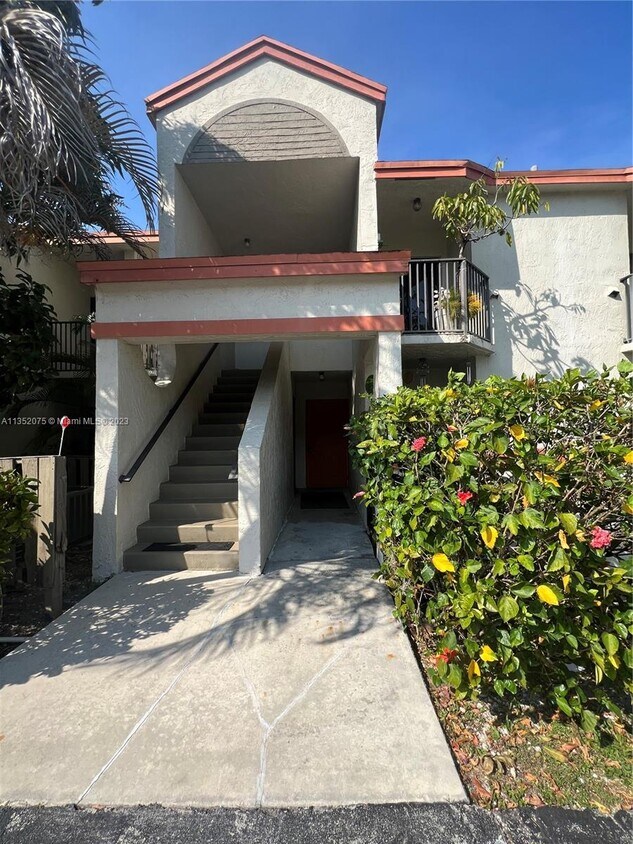 5533 Courtyard Dr Unit 5533, Margate, FL 33063 Condo for Rent in