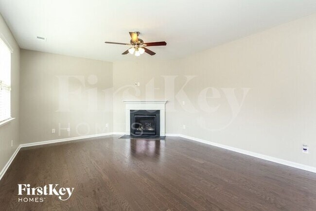 Foto del edificio - 11370 Cedarvale Farm Pkwy