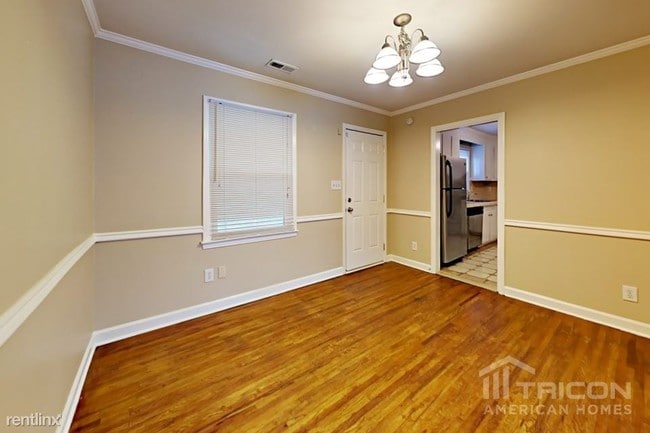 Building Photo - 5824 Whitingham Dr