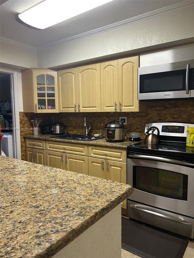 Foto del edificio - 8401 SW 107th Ave
