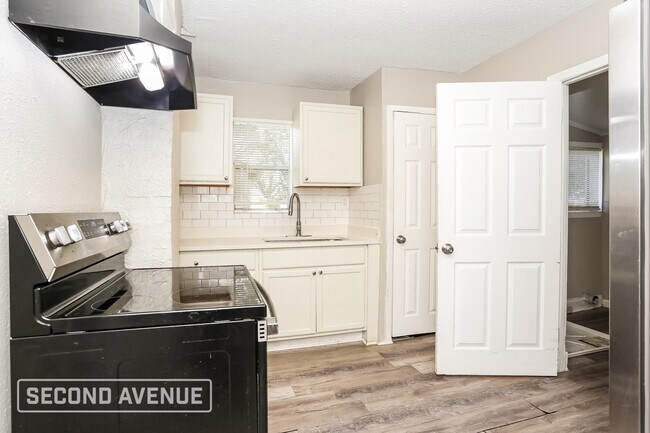 Foto del edificio - 2011 W 15th St