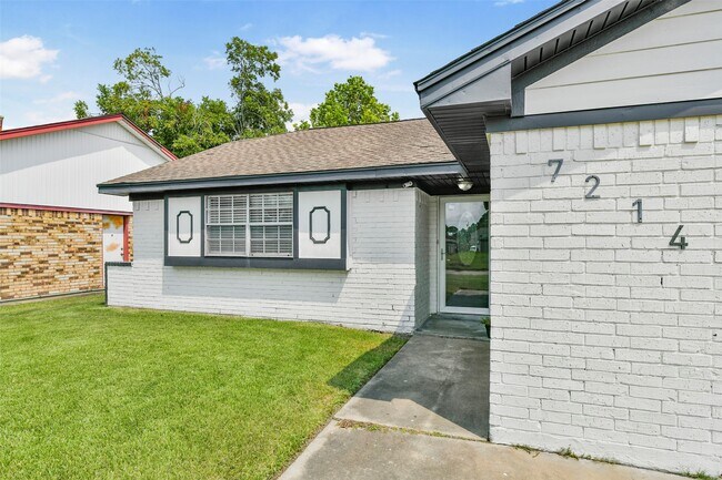 Foto del edificio - 7214 Plover Cir