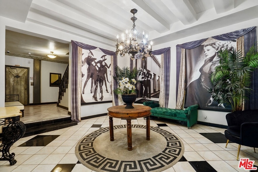 Photo - 1314 N Hayworth Avenue Unit 303