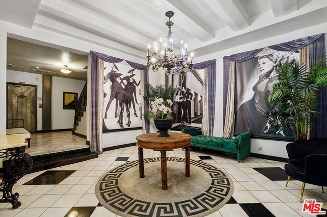 Photo - 1314 Hayworth Ave Apartment
