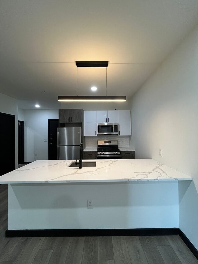 Building Photo - 166 Martin Luther King Jr Dr