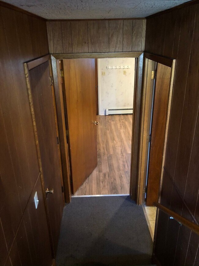 Foto del edificio - 2 Bedroom 1 Bathroom in Duplex | Near JBER & Cheney Lake!