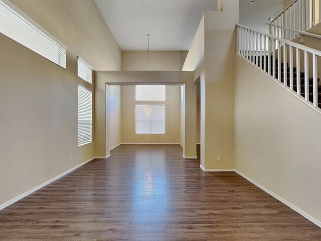 Foto del edificio - 3843 W Fallen Leaf Ln