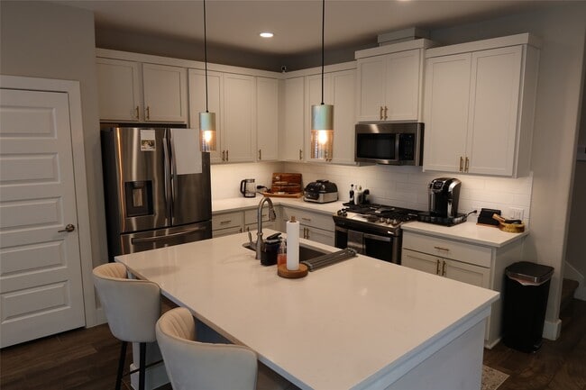 Foto del edificio - 1511 E Sandalwood Ln