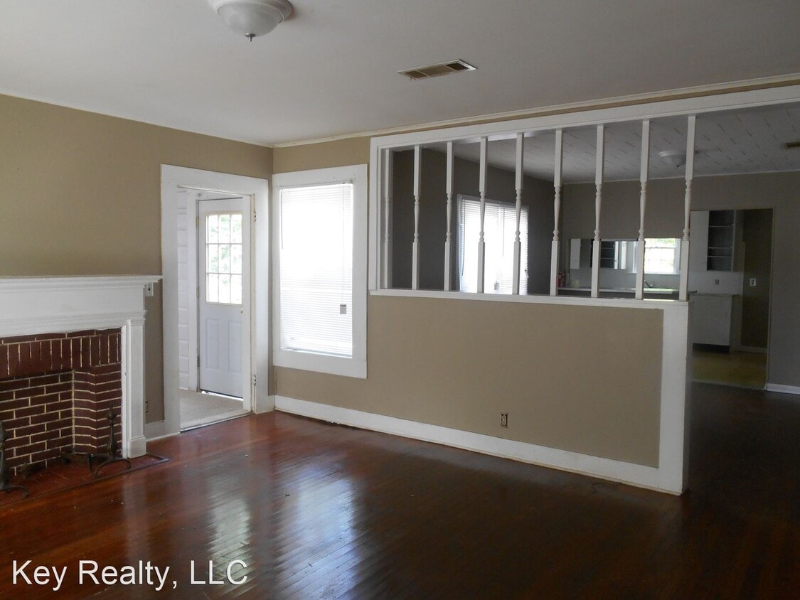 Building Photo - 2 br, 1 bath House - 813 Martin Ave