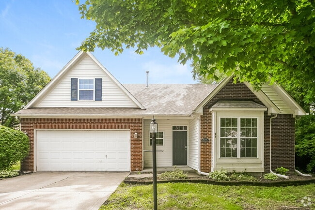 Building Photo - 8201 Briarhill Lane