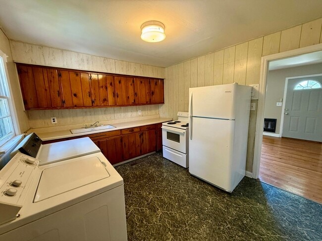 Building Photo - 114 Morningside Dr