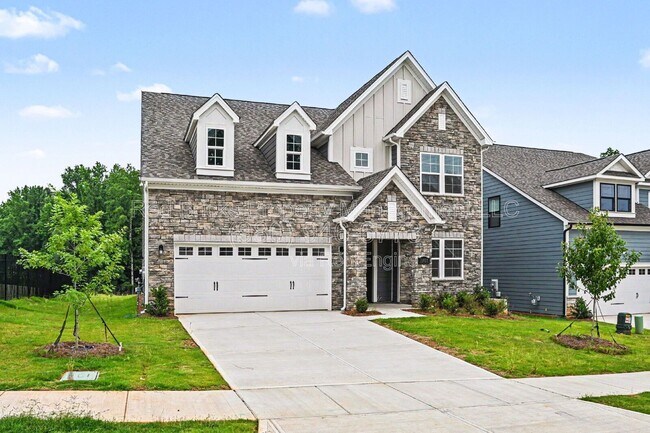 Foto del edificio - 11026 Lochmere Rd