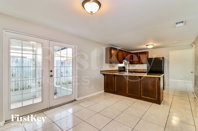 Building Photo - 8508 Olympic Ct