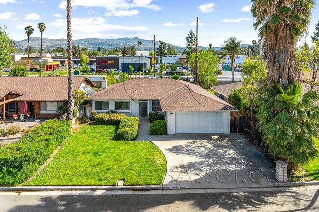 Building Photo - Charming Single-Story 4 Bed/2 Bath Home In...