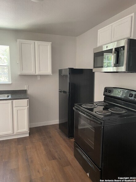 Foto del edificio - 4818 Monterey St