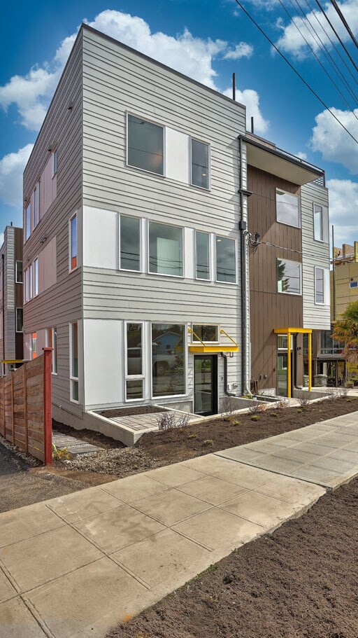 Foto del edificio - 7544 43rd Ave S