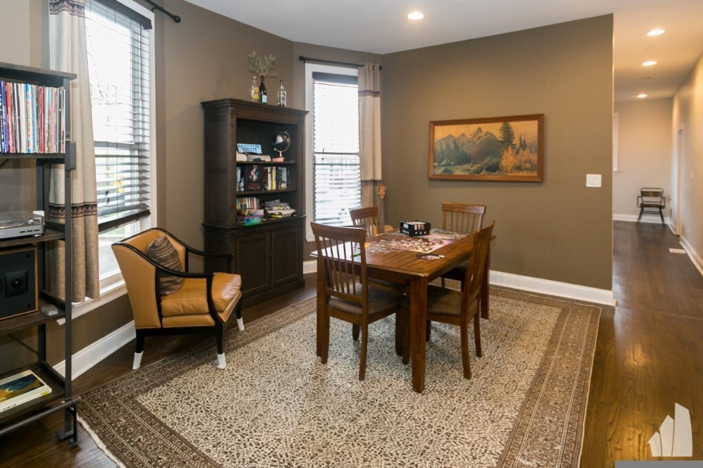 Foto principal - 2506 W Argyle St