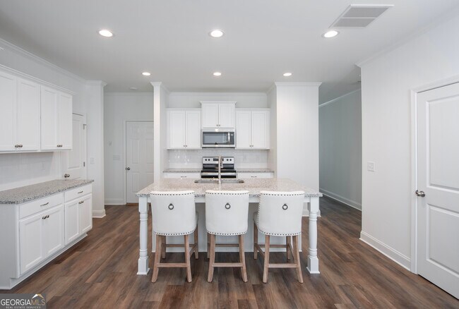 Foto del edificio - 5420 Maple Grv Ln