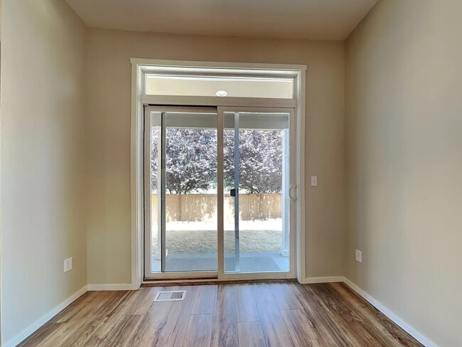 Building Photo - 201 163 St Ct E